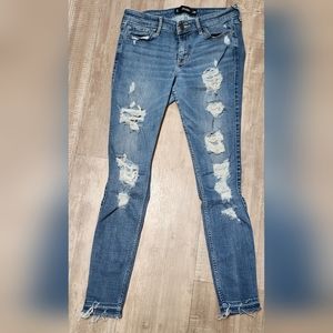 Hollister midrise size 9 jeans